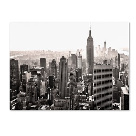 Trademark Fine Art CATeyes 'Manhattan' Canvas Art, 22x32 MZ0263-C2232GG